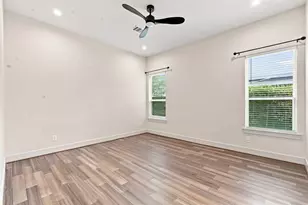 2218 South St, Houston, TX 77009 - Photo 9