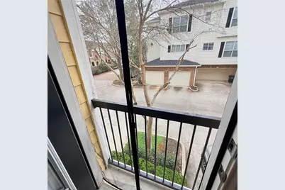 9200 Westheimer Road #304, Houston, TX 77063 - Photo 11