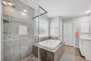 7804 Janak Dr, Houston, TX 77055 - Photo 27
