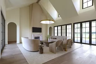 7508 Creekwood Dr, Houston, TX 77063 - Photo 11