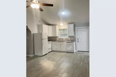 9898 Arbor Oak, Willis, TX 77318 - Photo 3
