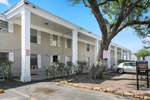 8800 Gulf Fwy, Houston, TX 77017 - Photo 15