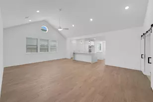 3209 Escobas Ln, League City, TX 77573 - Photo 3