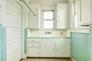 1428 Ball, Galveston, TX 77550 - Photo 35