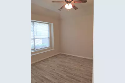 2214 Valley View Crossing, Conroe, TX 77304 - Photo 19