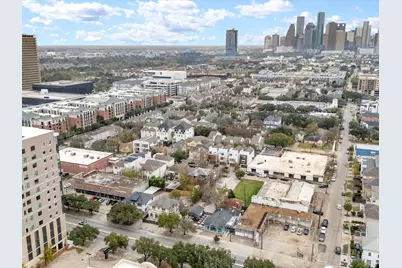 1119 Waugh Drive #4, Houston, TX 77019 - Photo 31