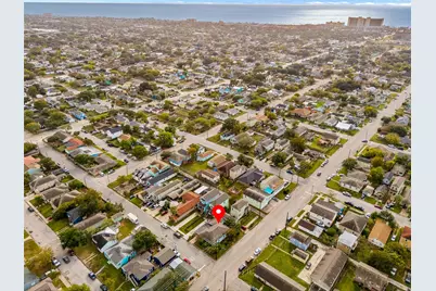 1602 55th Street, Galveston, TX 77551 - Photo 5