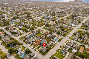 1602 55th St, Galveston, TX 77551 - Photo 5