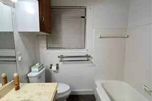 7634 S Hall St, Houston, TX 77028 - Photo 7