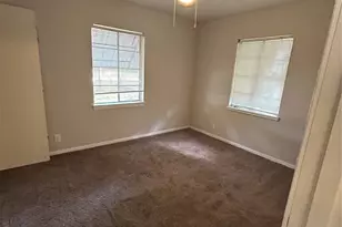 7634 S Hall St, Houston, TX 77028 - Photo 11