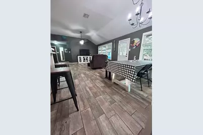 600 Spruce Dr, Conroe, TX 77302 - Photo 5