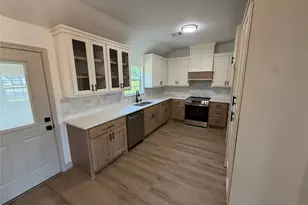 1204 Ada St, New Waverly, TX 77358 - Photo 3