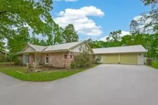 2 Magnolia Ln, Huffman, TX 77336 - Photo 3