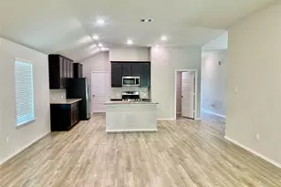 513 Bonnerville Ln, Magnolia, TX 77354 - Photo 9