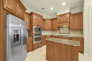 6518 Canyon Cliff Ct, Houston, TX 77041 - Photo 13