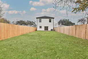 7405 Cora St, Houston, TX 77088 - Photo 21