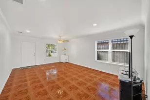 3314 Boynton Dr, Houston, TX 77045 - Photo 5