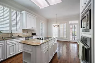 11918 Queensbury Ln, Houston, TX 77024 - Photo 13