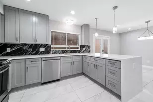 11643 Village Pl Dr, Houston, TX 77077 - Photo 15