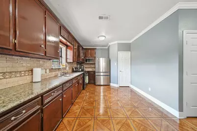 11642 Borderwood Drive, Houston, TX 77013 - Photo 5