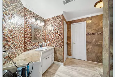 11642 Borderwood Drive, Houston, TX 77013 - Photo 13