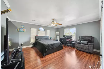11642 Borderwood Drive, Houston, TX 77013 - Photo 19