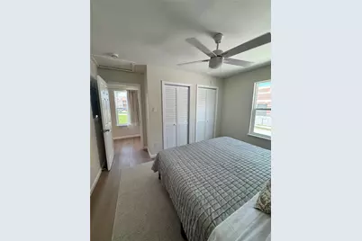 4302 Avenue N 1/2 #1, Galveston, TX 77550 - Photo 5