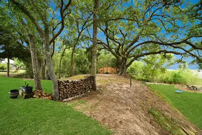 205 Lakeway Circle, Anahuac, TX 77514 - Photo 33