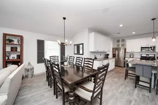 205 Lakeway Circle, Anahuac, TX 77514 - Photo 13