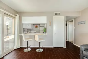 7312 Seawall Blvd, Galveston, TX 77551 - Photo 15