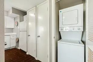 7312 Seawall Blvd, Galveston, TX 77551 - Photo 19