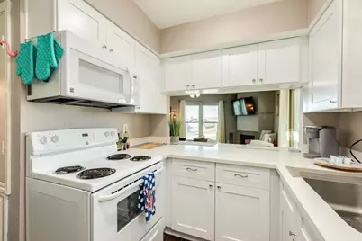 7312 Seawall Boulevard #112, Galveston, TX 77551 - Photo 17