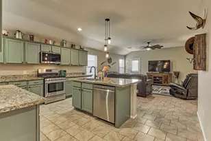 23415 Robbers Nest Dr, Spring, TX 77373 - Photo 9