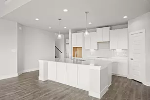 4518 Whisperwood Dr, Rosenberg, TX 77471 - Photo 3