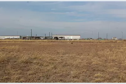 12240 Farm Market 1383, Schulenburg, TX 78956 - Photo 19