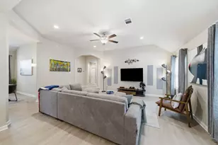 10147 Bayou Oaks Dr, Conroe, TX 77385 - Photo 15