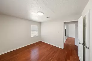 2510 Munger St, Houston, TX 77023 - Photo 13