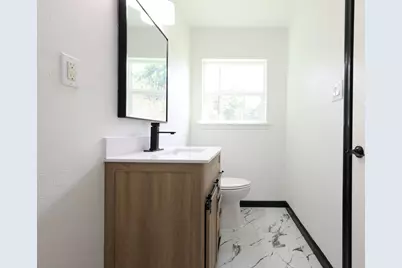 9015 Vinearbor Street, Houston, TX 77033 - Photo 15