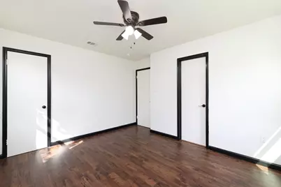 9015 Vinearbor Street, Houston, TX 77033 - Photo 21