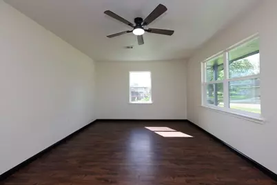9015 Vinearbor Street, Houston, TX 77033 - Photo 29