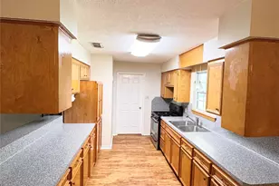 10991 Gilmore Rd, Cleveland, TX 77328 - Photo 11
