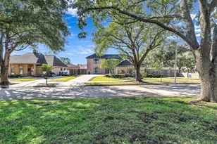 2523 Williams Grant St, Sugar Land, TX 77479 - Photo 1