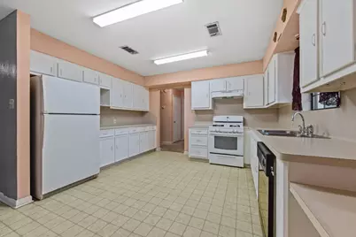 3309 Thornwood Way, Huntsville, TX 77340 - Photo 11