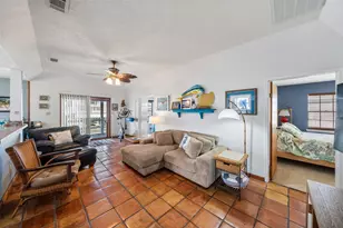 3815 Antascosa Key Dr, Galveston, TX 77554 - Photo 13