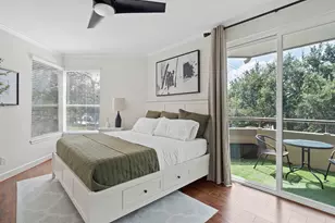 5200 Weslayan St, Houston, TX 77005 - Photo 23