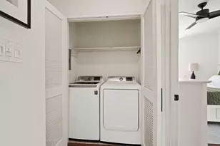 5200 Weslayan St, Houston, TX 77005 - Photo 27