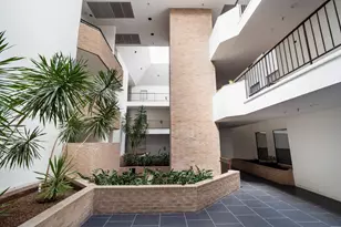 5200 Weslayan St, Houston, TX 77005 - Photo 7