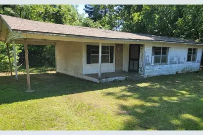 343 NW Martin Luther King Drive, De Kalb, TX 75559 - Photo 1