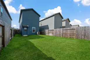 18687 San Salvo Dr, New Caney, TX 77357 - Photo 15