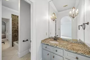 4802 Saxon St, Bellaire, TX 77401 - Photo 23